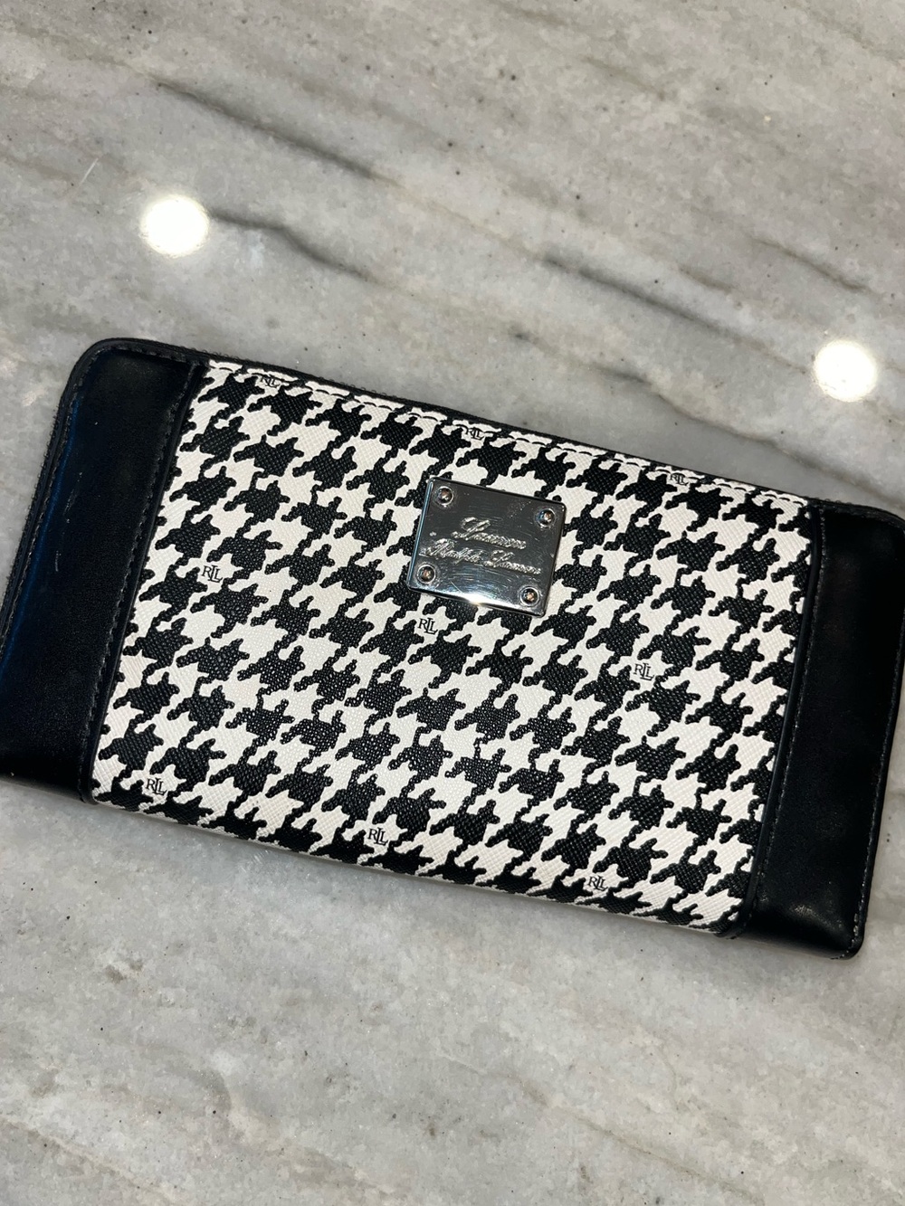 RALPH LAUREN BLACK WHITE CHECK HOUNDSTOOTH ZIP WALLET NICE